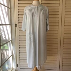 Vintage Shadow Line Waltz Length Robe